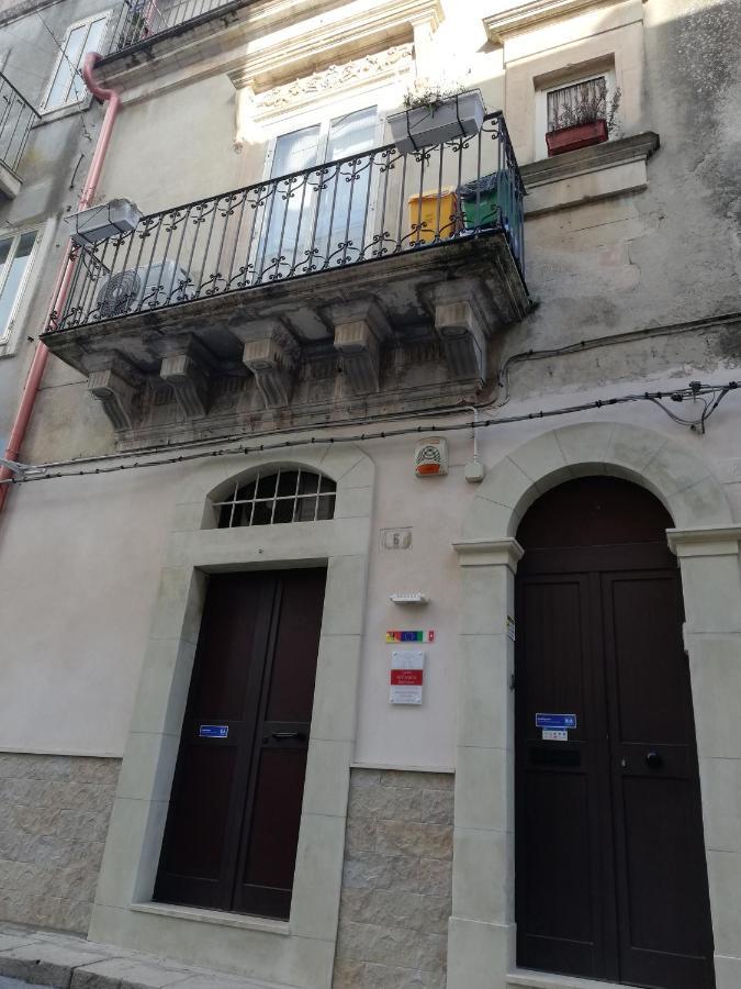 Apartamento Casa Dell'Aquila Barocca Ragusa Exterior foto