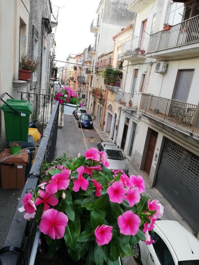 Apartamento Casa Dell'Aquila Barocca Ragusa Exterior foto