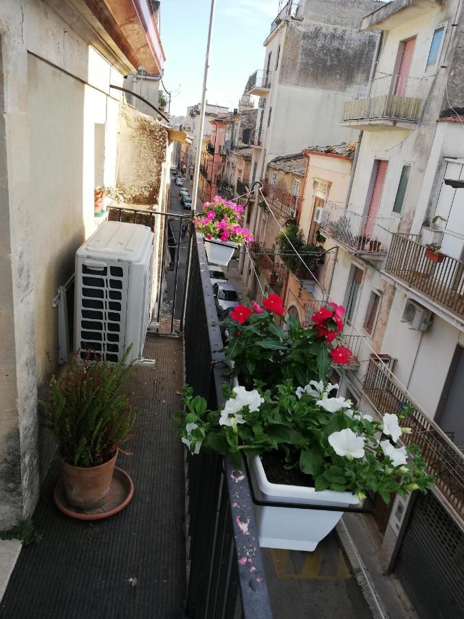 Apartamento Casa Dell'Aquila Barocca Ragusa Exterior foto